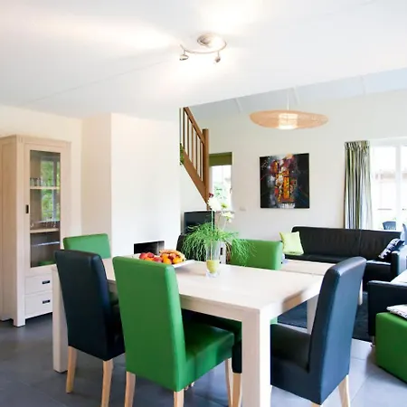 בית נופש Holiday Home Type H4 *